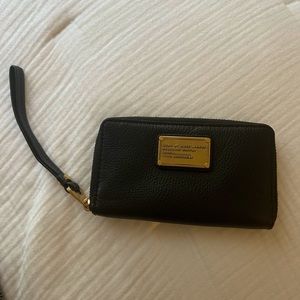 Marc by Marc jacobs ligero slim zip around wallet